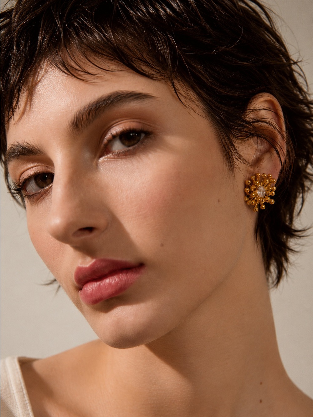 Vogue Gold tone Sunburst Cluster Stud Earrings with Clear Stone - Picture 3 of 7